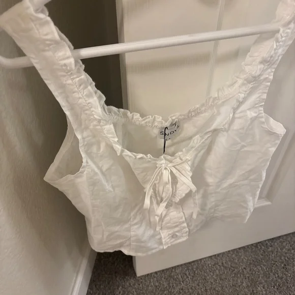 Sndys white sleeveless flowers brand new with tags size large - Picture 2 of 4